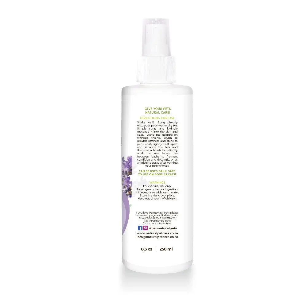 Natural pet care spray with lavender, 250ml bottle for soothing and refreshing pets.