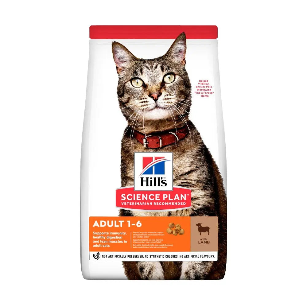 Hill's Science Plan cat food for adults, featuring lamb, supports immunity and healthy digestion.