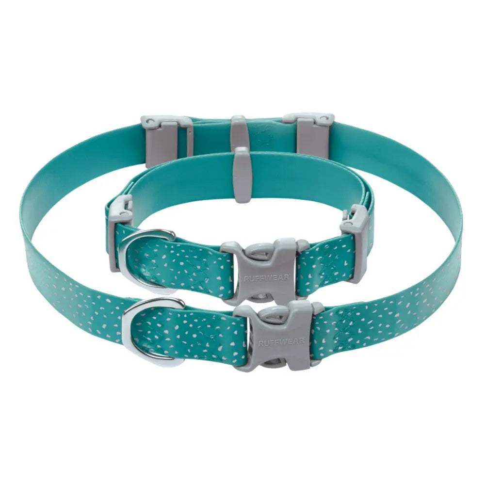 Adjustable teal dog collar with a stylish pattern and secure buckle for comfort and safety.