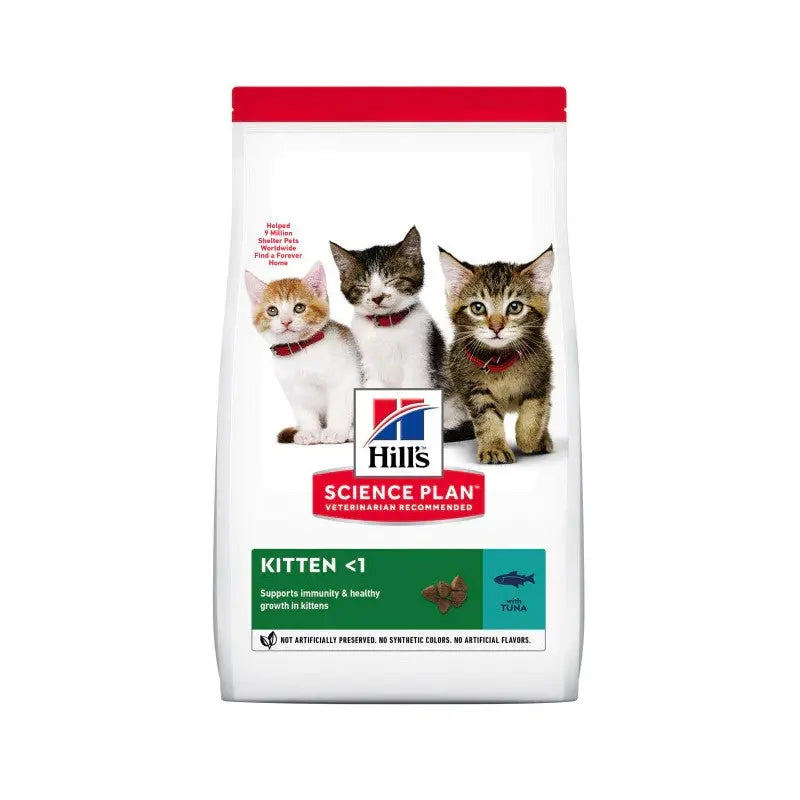 Hill's Science Plan Kitten food bag with three playful kittens, promoting healthy growth and immunity.