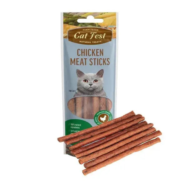 Chicken meat sticks for cats in a resealable package, featuring natural ingredients and a playful design.
