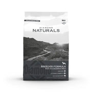 Diamond Naturals Breeder Formula dog food bag featuring chicken and rice, designed for optimal nutrition.