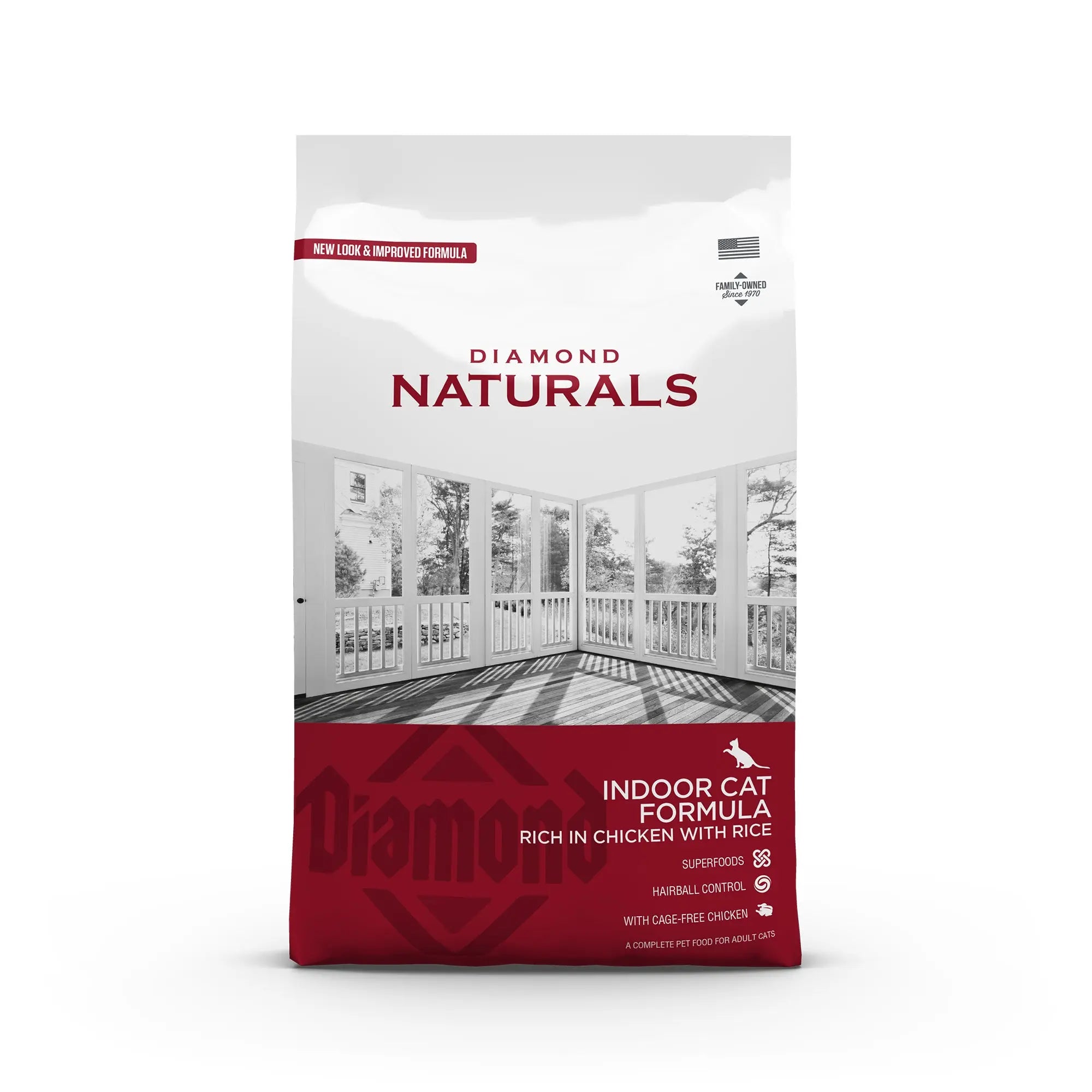 Diamond Naturals Indoor Cat Formula bag featuring chicken and rice, designed for optimal feline nutrition.
