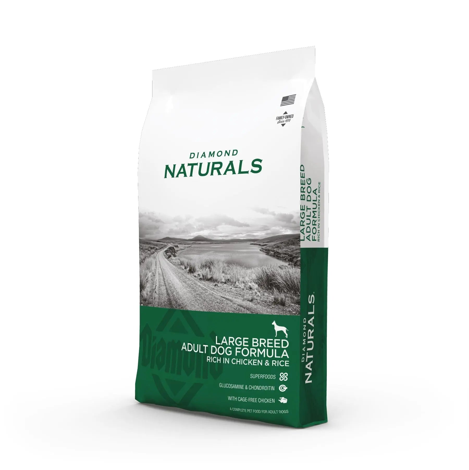 Diamond Naturals Large Breed Adult Dog Formula, chicken and rice, nutritious dog food packaging.