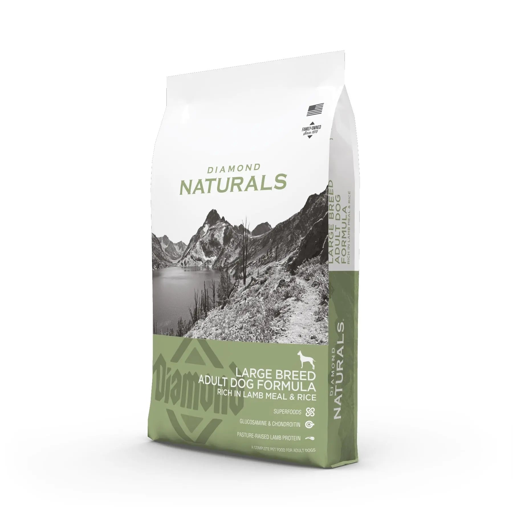 Diamond Naturals large breed dog food bag featuring lamb meal and rice, ideal for adult dogs.