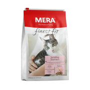 MERA finest fit cat food for sensitive stomachs, featuring a cat and packaging design.