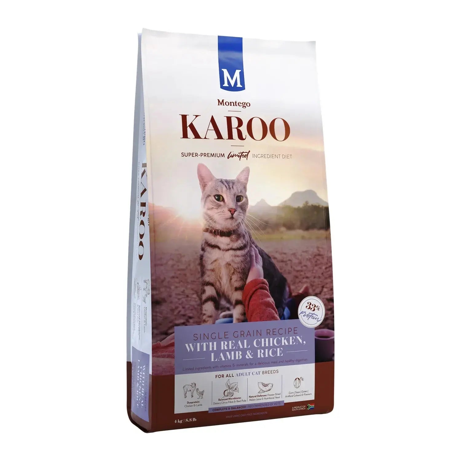 Montego Karoo Chicken & Lamb Adult dry cat food 4kg bag with 33% protein and taurine.