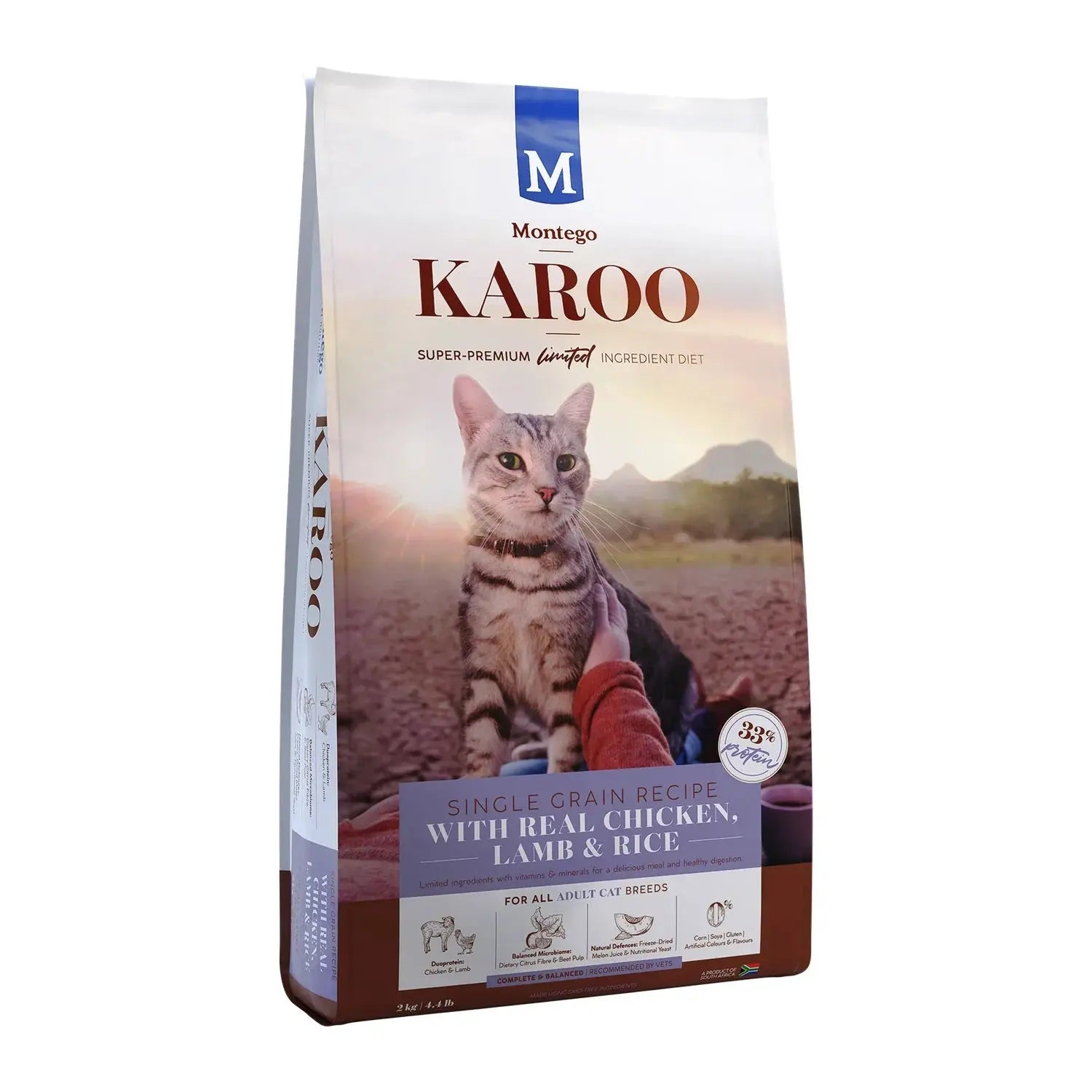 Montego Karoo Chicken & Lamb Adult dry cat food 2kg bag with 33% protein and taurine.