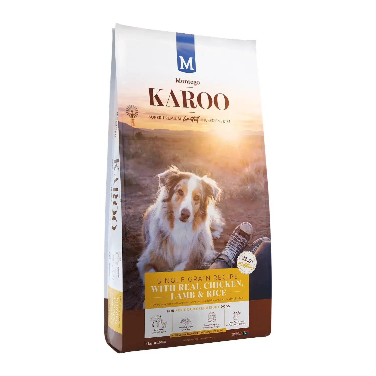 Montego Karoo Senior dry dog food 15kg bag with L-carnitine and DHA for mature dogs.