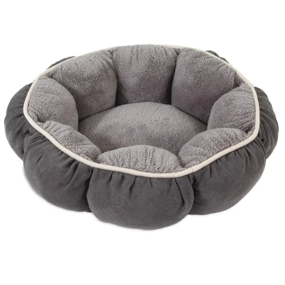 Cozy gray pet bed with plush cushioning for ultimate comfort and relaxation.