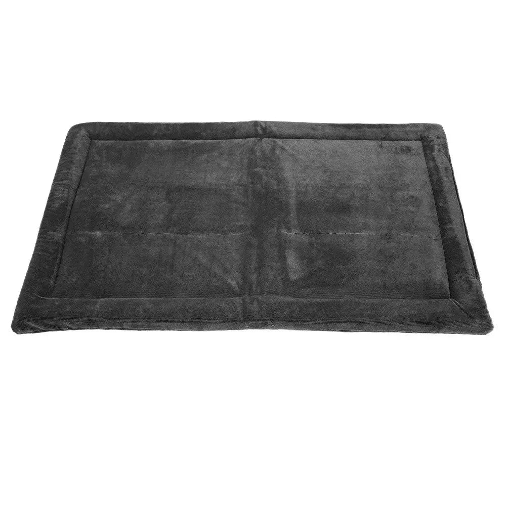 Soft gray pet bed mat for comfort and warmth, perfect for dogs and cats.