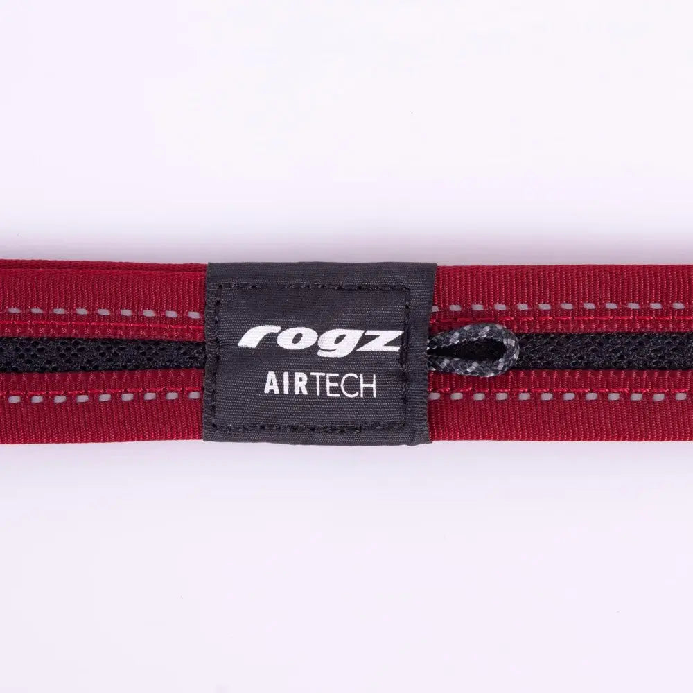 Rogz Airtech dog leash in red with durable stitching and logo tag for comfortable walks.