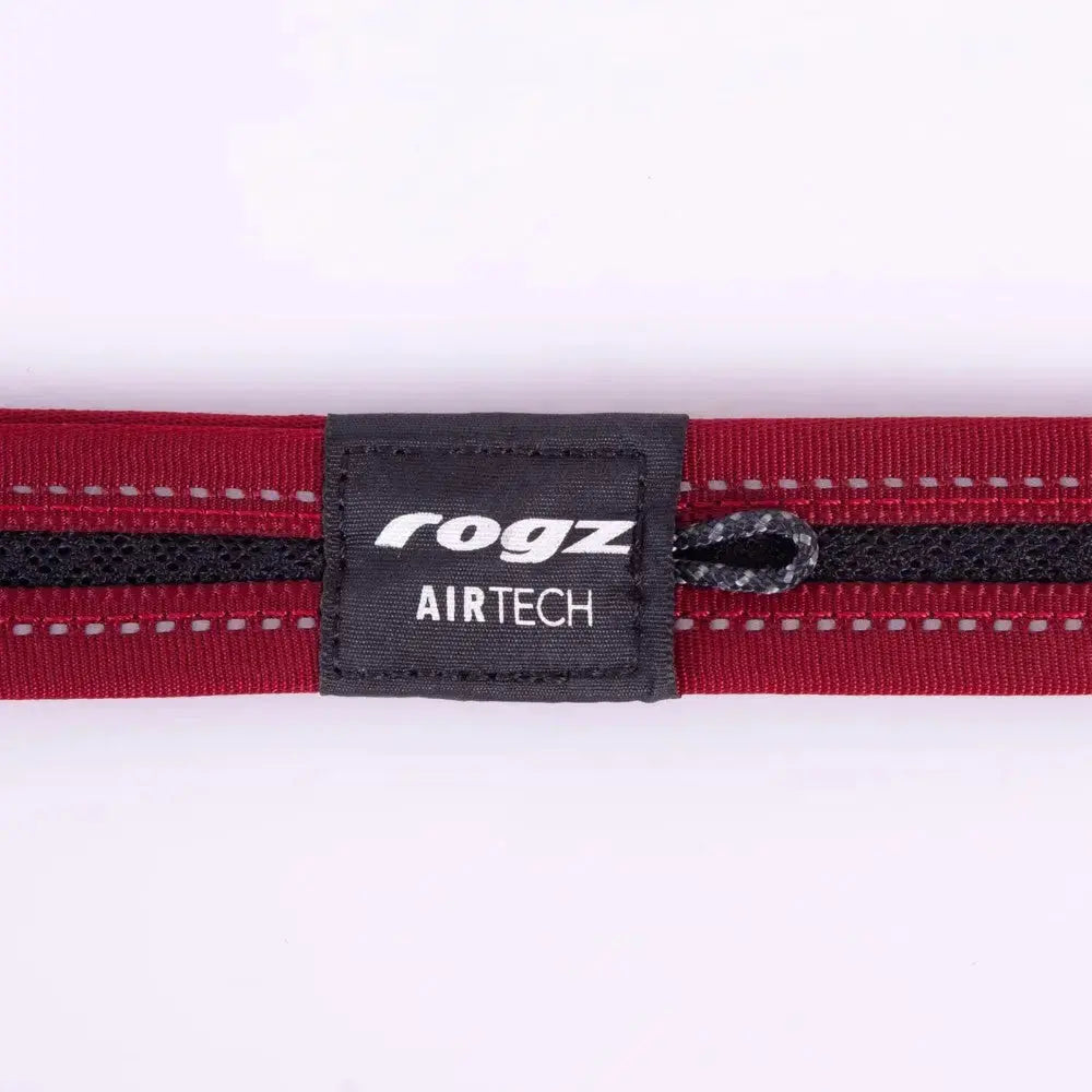 Rogz Airtech dog leash in red with durable stitching and logo tag for comfortable walks.