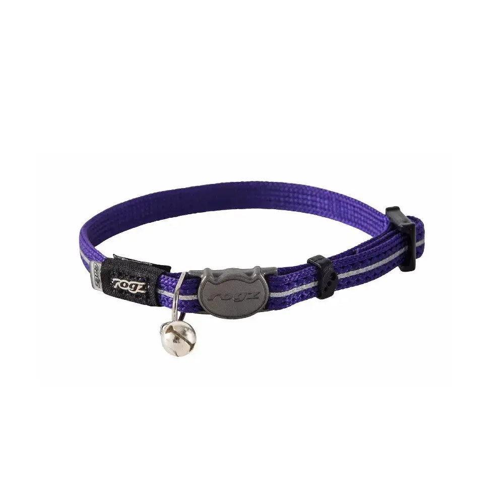 Purple cat collar with bell, adjustable fit, durable material, perfect for pet safety and style.