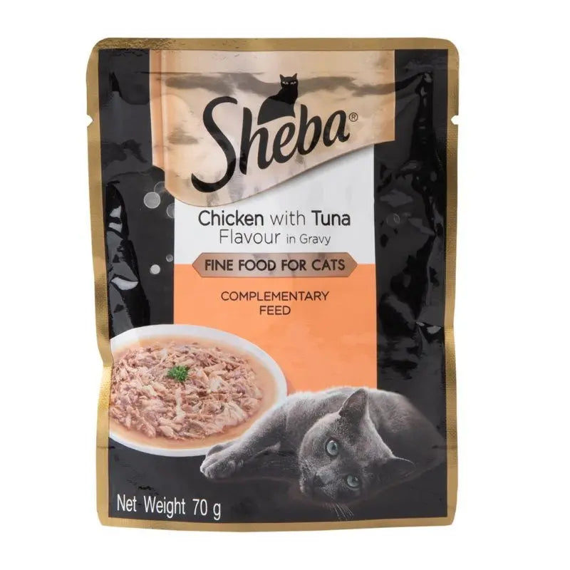 Sheba cat food pouch featuring chicken and tuna in gravy, perfect for a complementary feed.