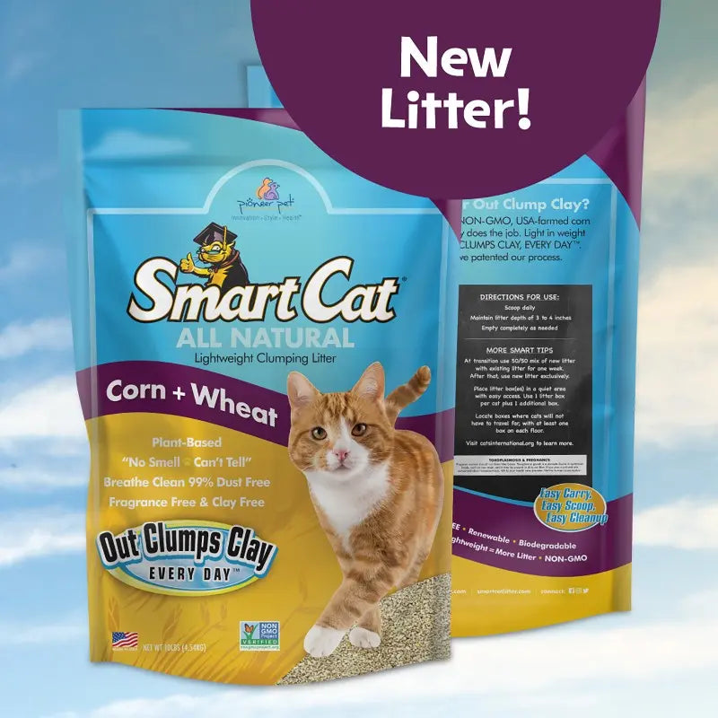 Smart Cat all-natural clumping litter bag featuring corn and wheat, promoting a clean and odor-free environment.