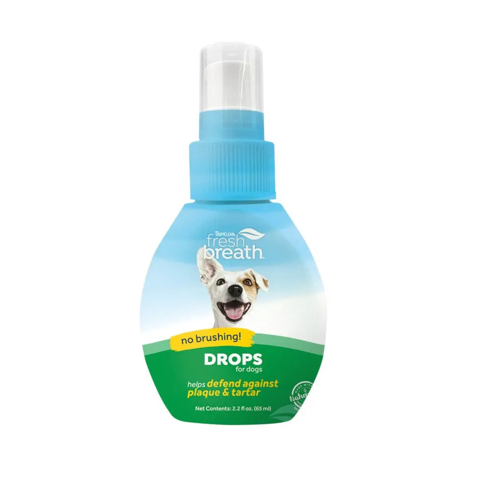 Dog dental spray for fresh breath, plaque defense, and tartar control in a convenient bottle.