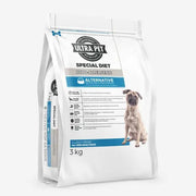 Hypoallergenic dog food bag, 3 kg, featuring special diet ingredients and feeding guidelines.