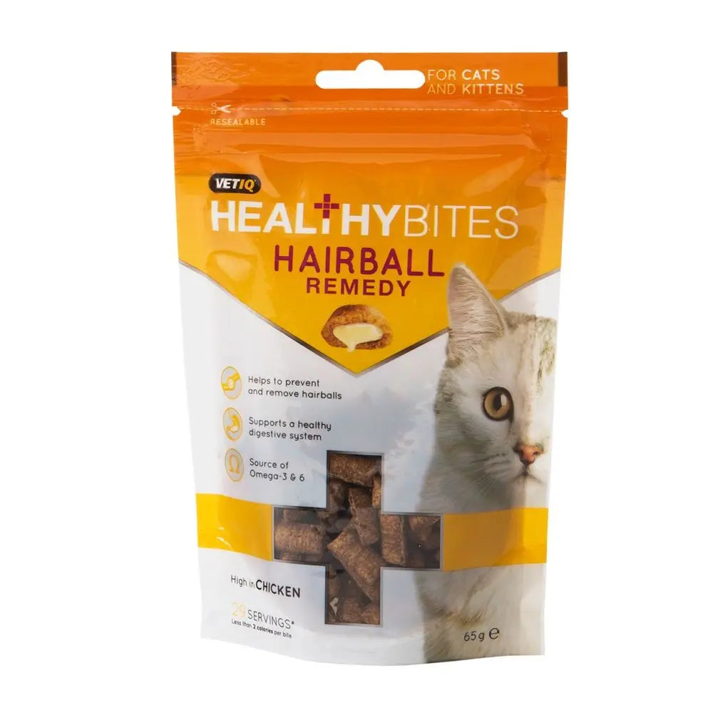 Healthy Bites Hairball Remedy for cats, chicken-flavored, supports digestion and prevents hairballs.
