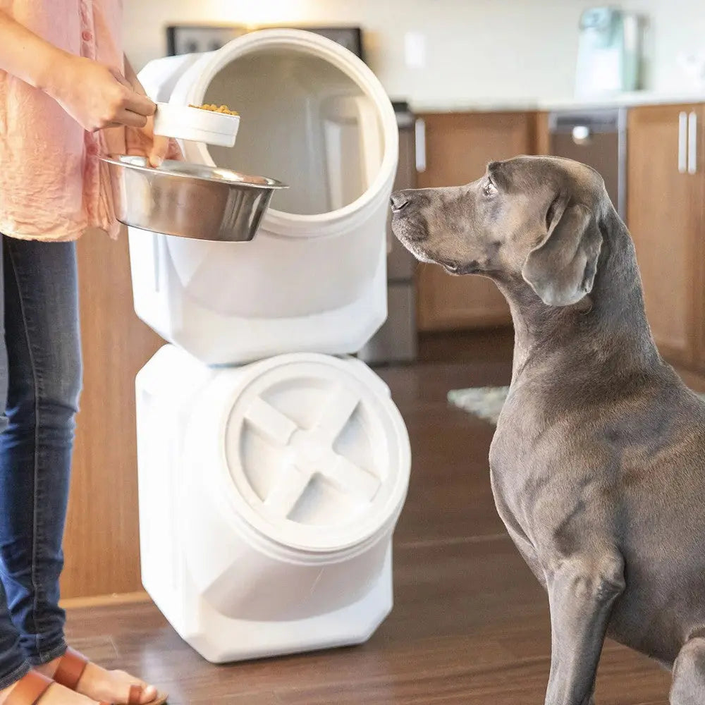 Petmate Vittles Vault Outback Stackable Food Storage Container