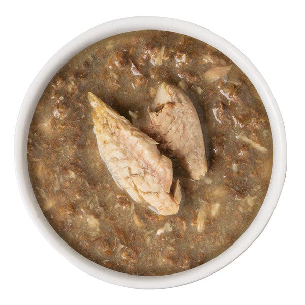 Weruva Canned Cat Food - Mack & Jack - lifestyle image with pet South African pet owners
