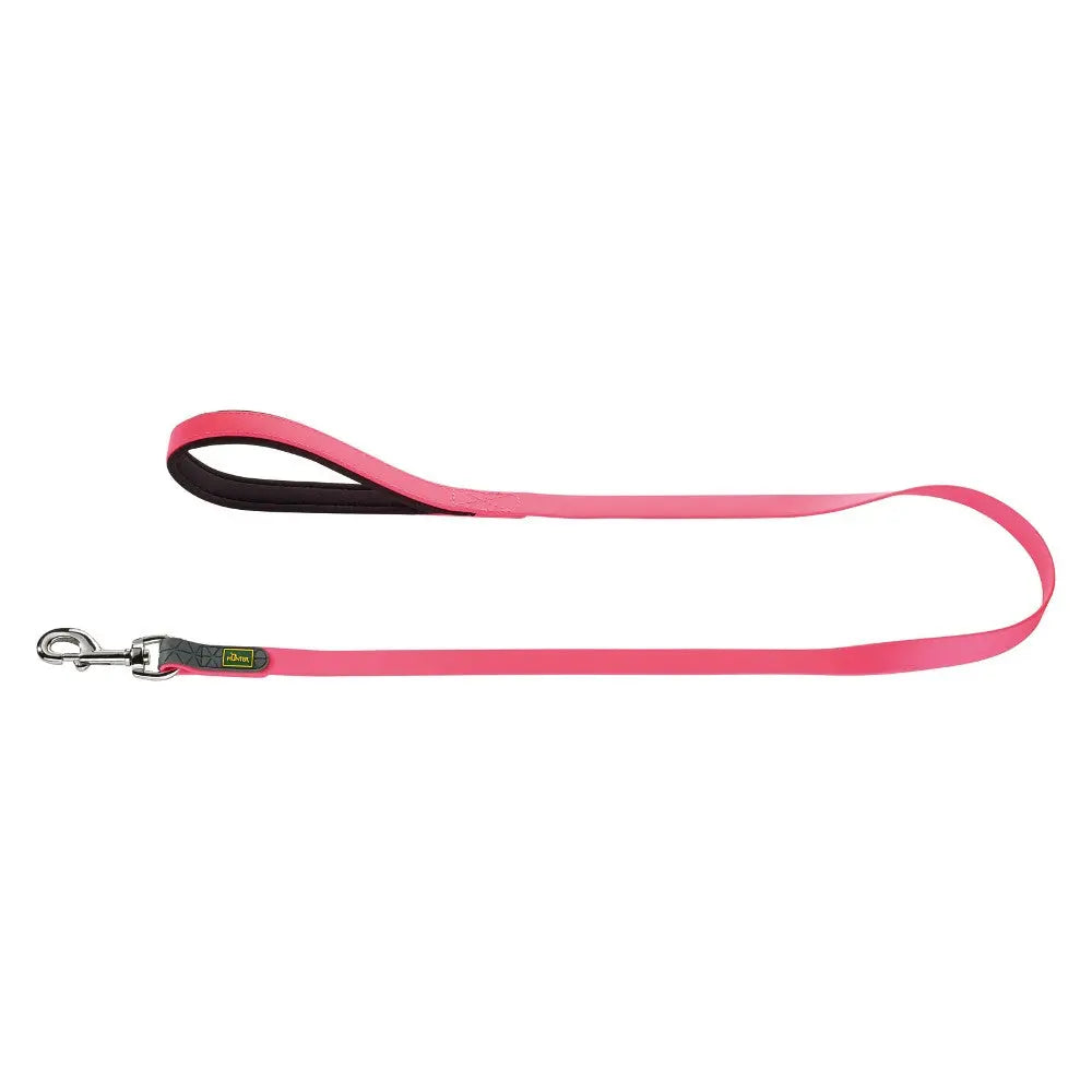 Durable pink dog leash with a sturdy clip for secure walks and outdoor adventures.