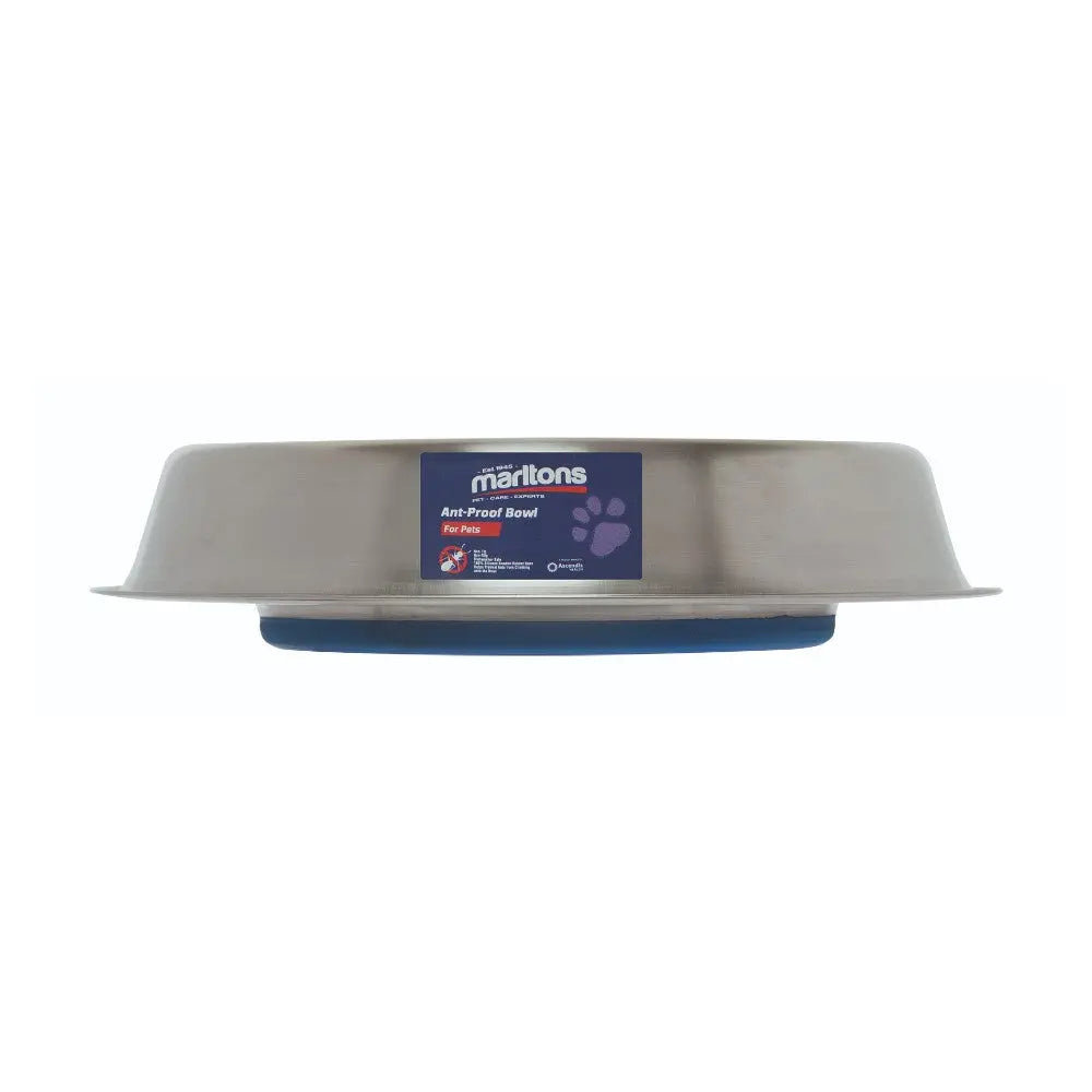 Anti-proof pet bowl with a non-slip base for secure feeding.