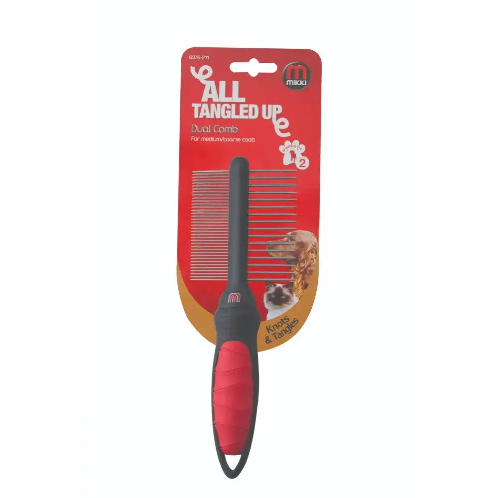 Dual comb for medium to long coats, designed to remove tangles and knots easily.