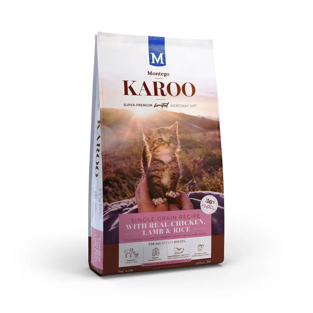 Premium cat food bag featuring real chicken, lamb, and rice for a nutritious diet.