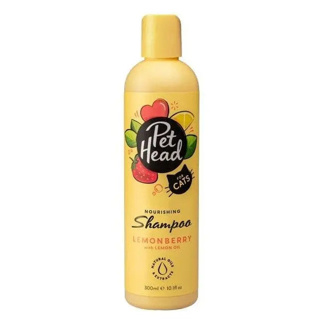 Pet Head Lemonberry shampoo for cats, nourishing formula with lemon oil in a vibrant yellow bottle.