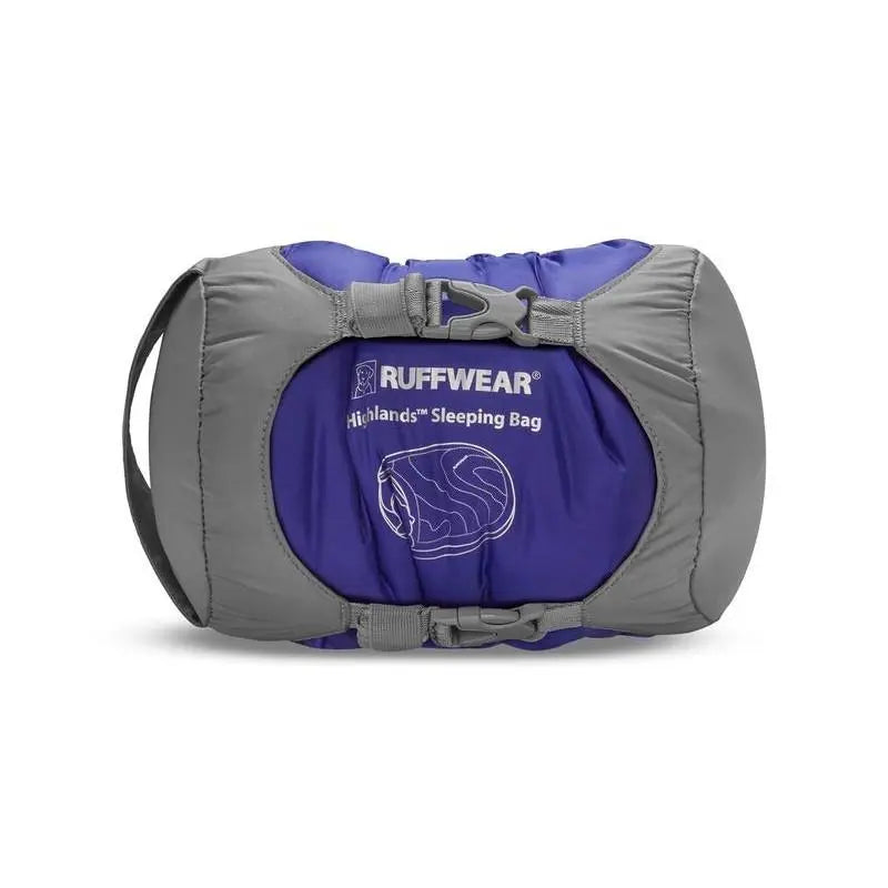 Ruffwear Highlands sleeping bag for dogs, compact and portable for outdoor adventures.