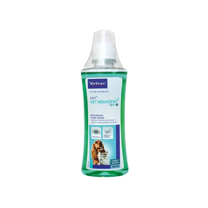 Vet's best dental rinse for pets, promoting fresh breath and oral health in dogs and cats.